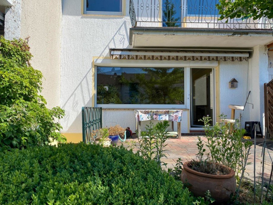 R�ckseite Terrasse & Balkon Reihenmittelhaus Hamb�hren