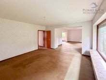 Wohnzimmer +++Familien-EFH mit Vollkeller, Garage, 861qm in ruhiger Wohnlage- renovierungsbed�rftig+++
