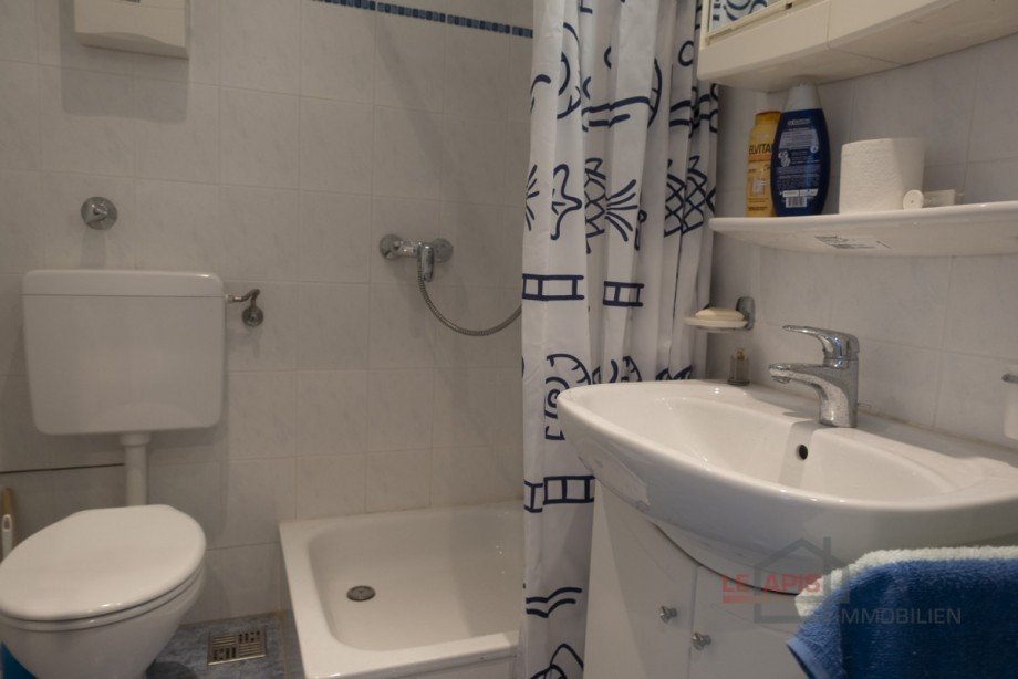 Masterbad_56 Dachgeschosswohnung D�sseldorf - Lohausen