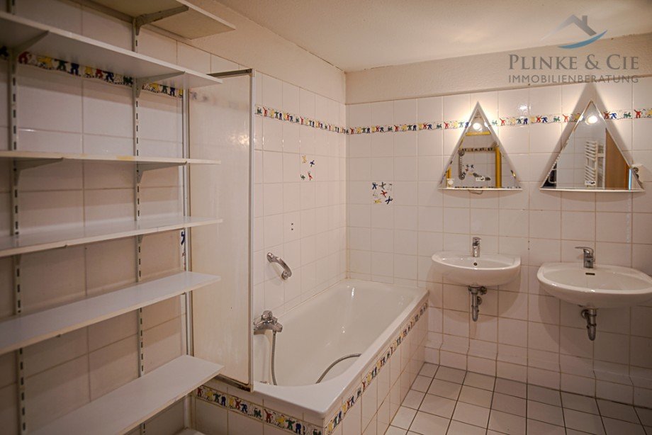 Vollbad mit Dusche Reihenendhaus Kirchbarkau