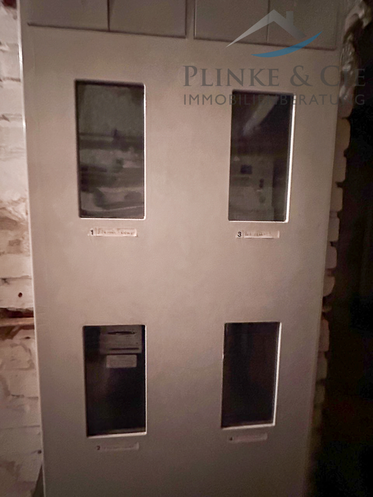 Z�hlerschrank Mehrfamilienhaus K�ln / Weidenpesch