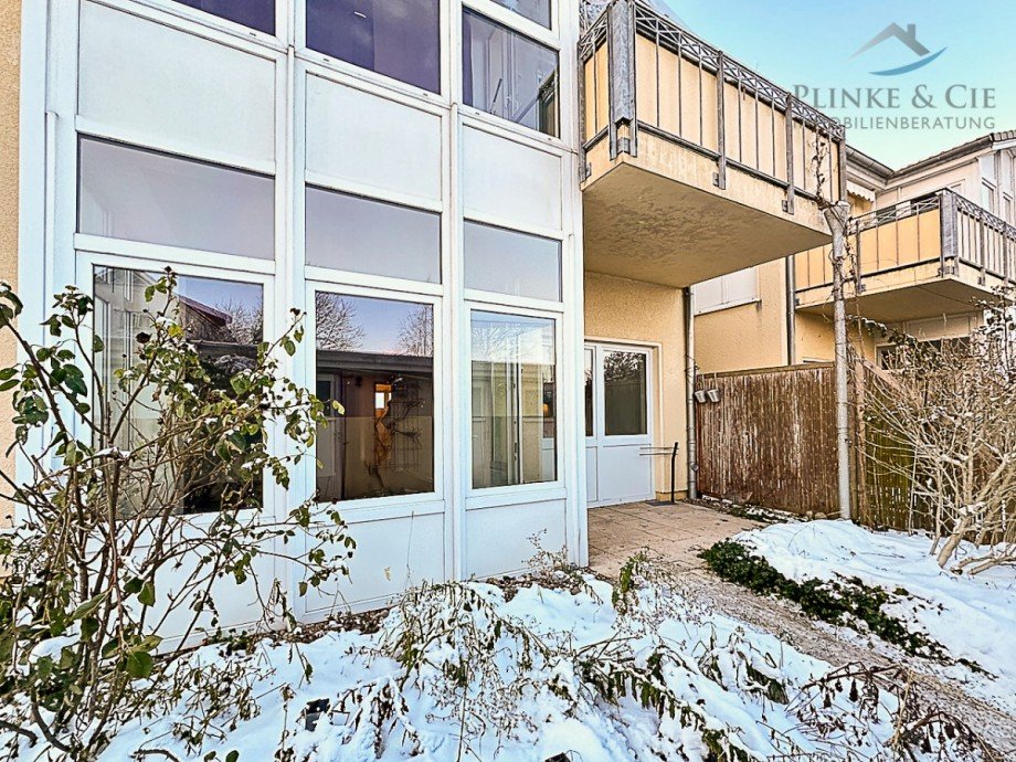 Vorgarten mit Terrasse Erdgeschosswohnung Preetz