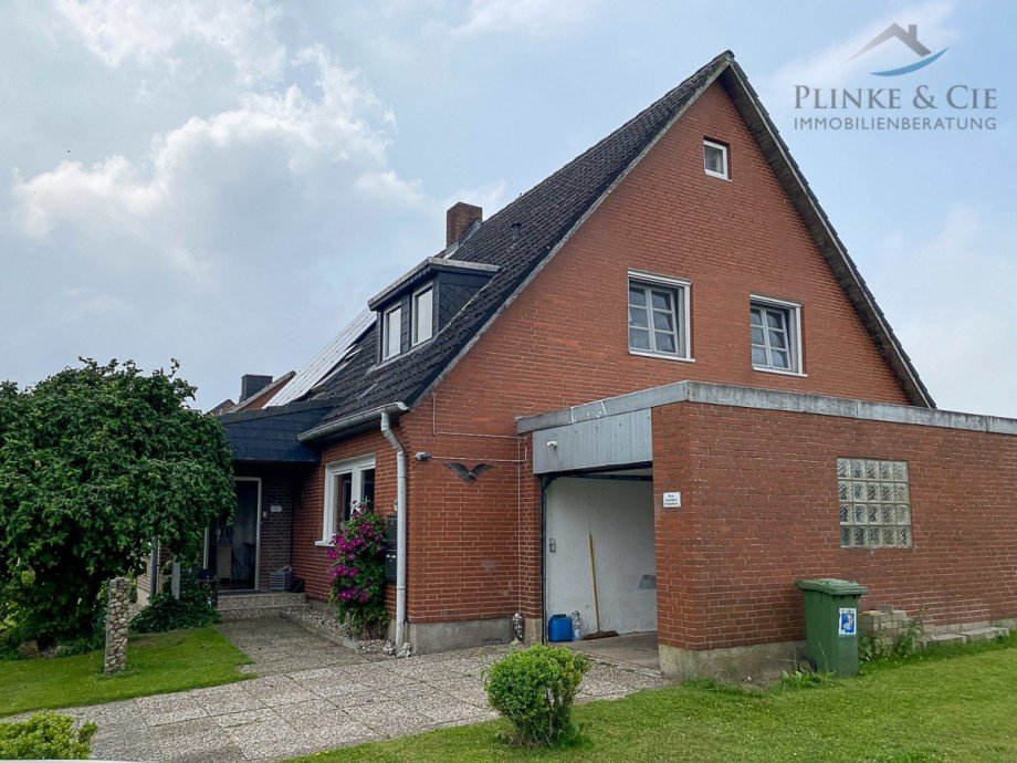 Seitenansicht Einfamilienhaus Stoltenberg