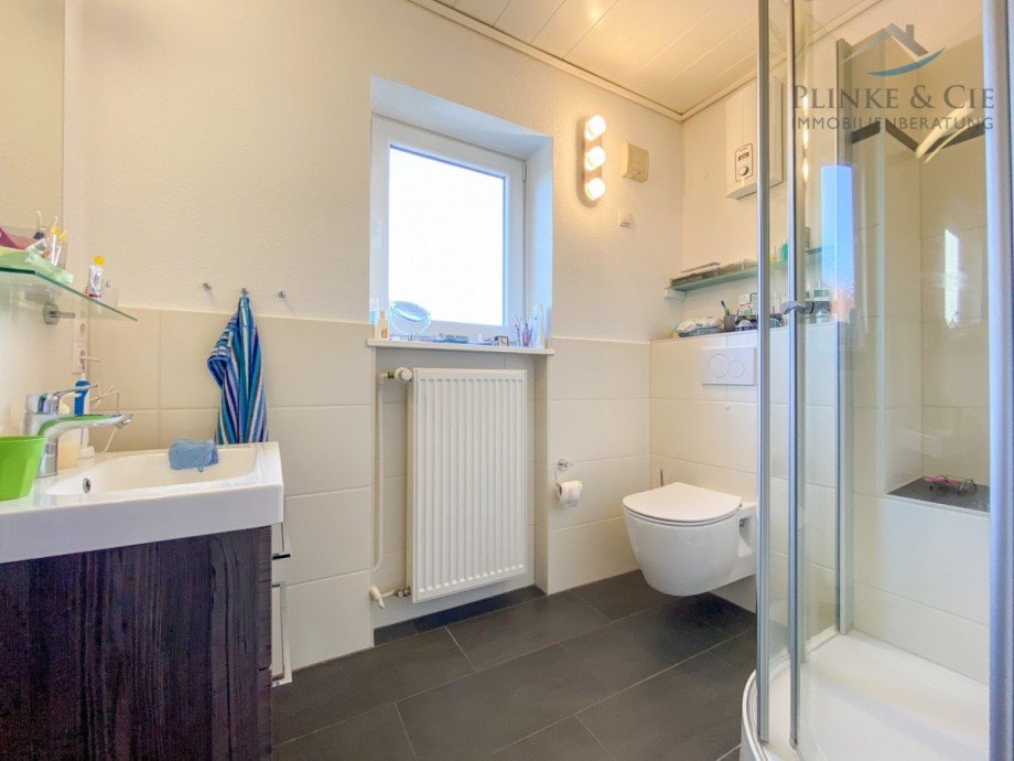 Dusche 1. OG Reihenendhaus Neum�nster / Eichhof