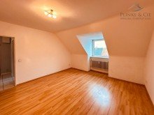 Zimmer 2 +++ gepflegte DG-Wohnung+++ f�r Eigennutzung oder Kapitalanleger | sofort frei