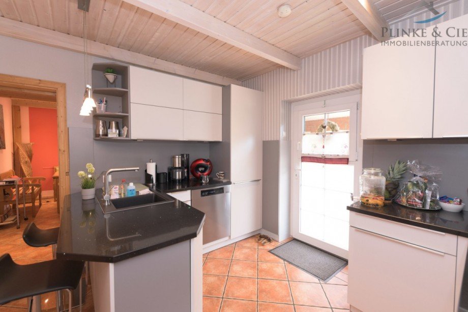 K�che mit Zugang zur Terrasse Einfamilienhaus L�tjenburg