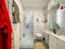 Duschbad Strand in Rufn�he || ruhig und ger�umig wohnen oberhalb vom Park�||�3- Zimmer Studio-Wohnung
