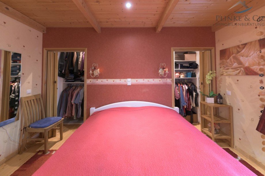 G�stezimmer mit Ankleide Einfamilienhaus L�tjenburg
