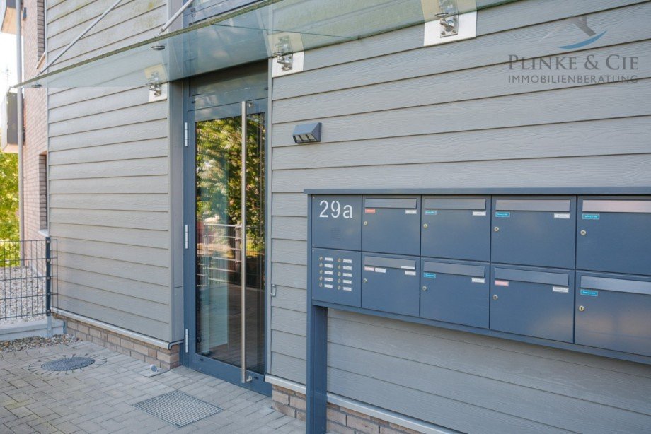 Eingangsbereich Etagenwohnung Bad Segeberg