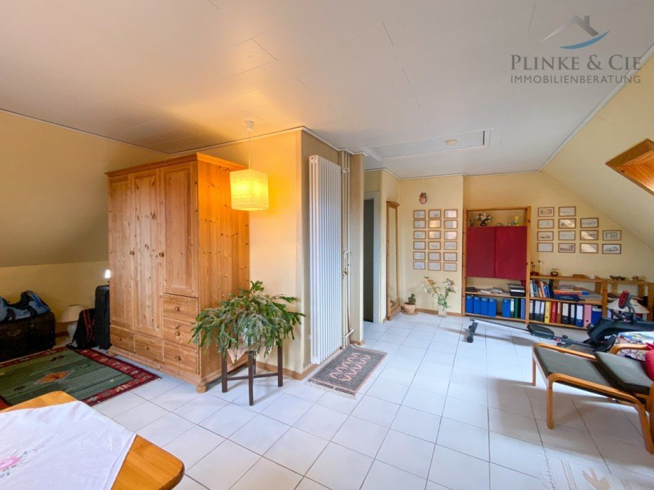 Schlafzimmer Reihenendhaus Neum�nster / Eichhof