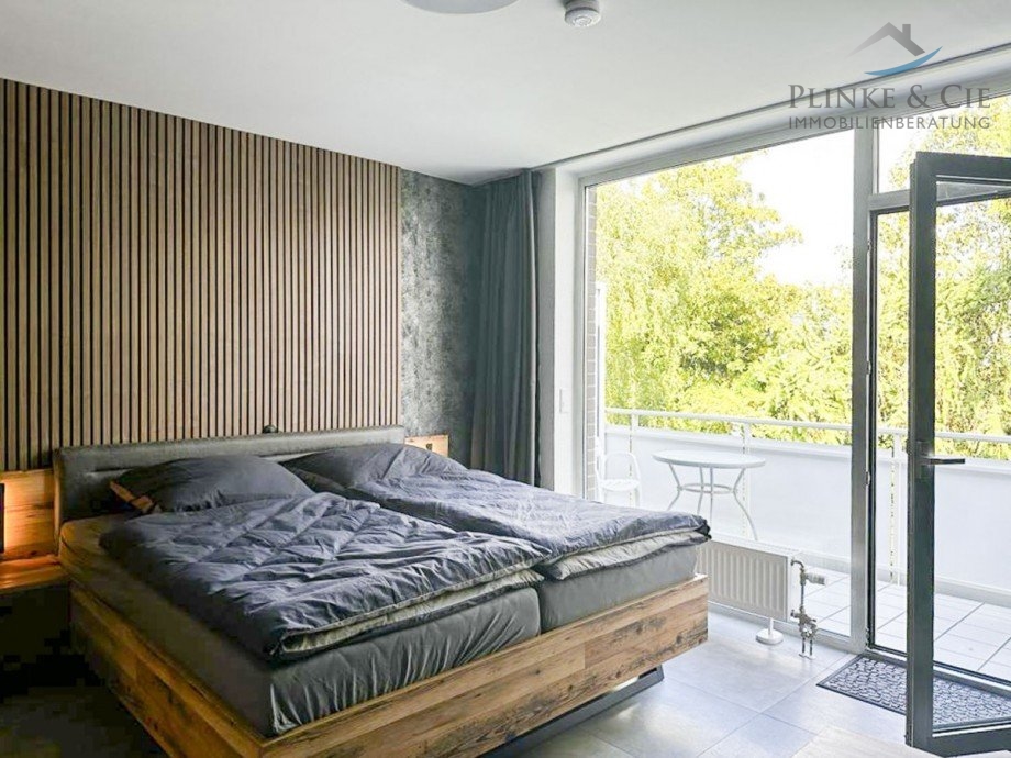 Wohnraum Dachgeschosswohnung D�sseldorf - Lohausen