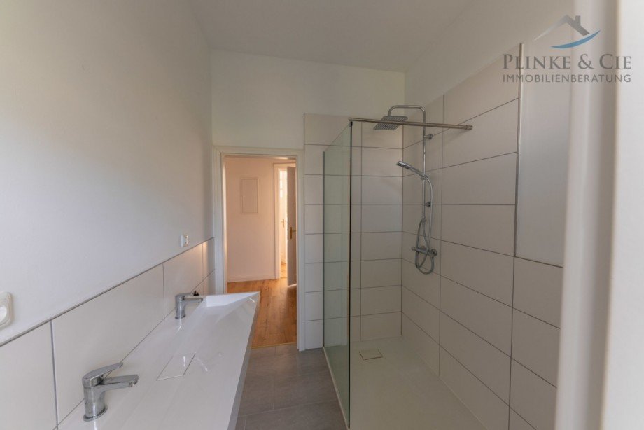 Bad Whg. 1. OG Mehrfamilienhaus Schwerin