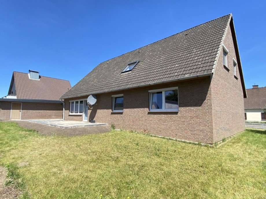 Aussenansicht S�d-Ost Einfamilienhaus Wankendorf