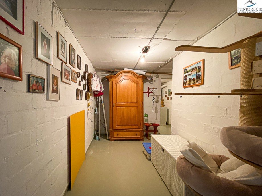 Keller Reihenmittelhaus Hamb�hren