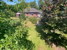 Eingewachsenes Grundst�ck +++ kleiner Bungalow auf dem Land +++  Zwischen Eutin und S�sel mit gro�em Grundst�ck