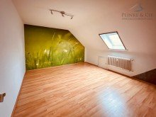 Zimmer 1 +++ gepflegte DG-Wohnung+++ f�r Eigennutzung oder Kapitalanleger | sofort frei