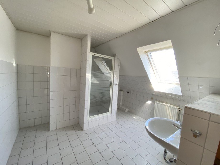 Bad DG Einfamilienhaus Wankendorf