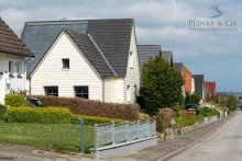 Au�enansicht Stra�e +++ schmuckes Haus in Hafenn�he +++energetisch und bautechnisch saniert | in ruhiger Wohnlage