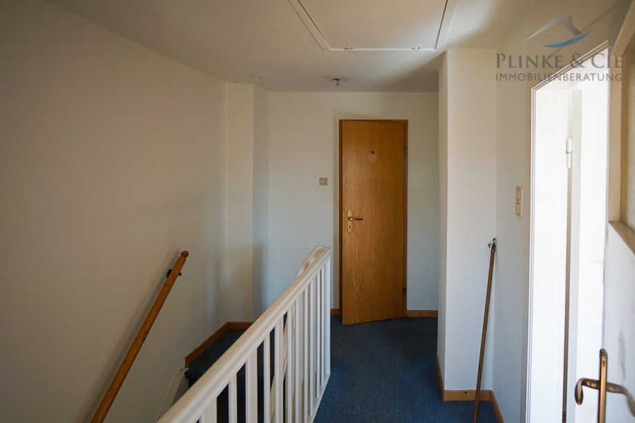 Flur OG Reihenendhaus Sch�nkirchen