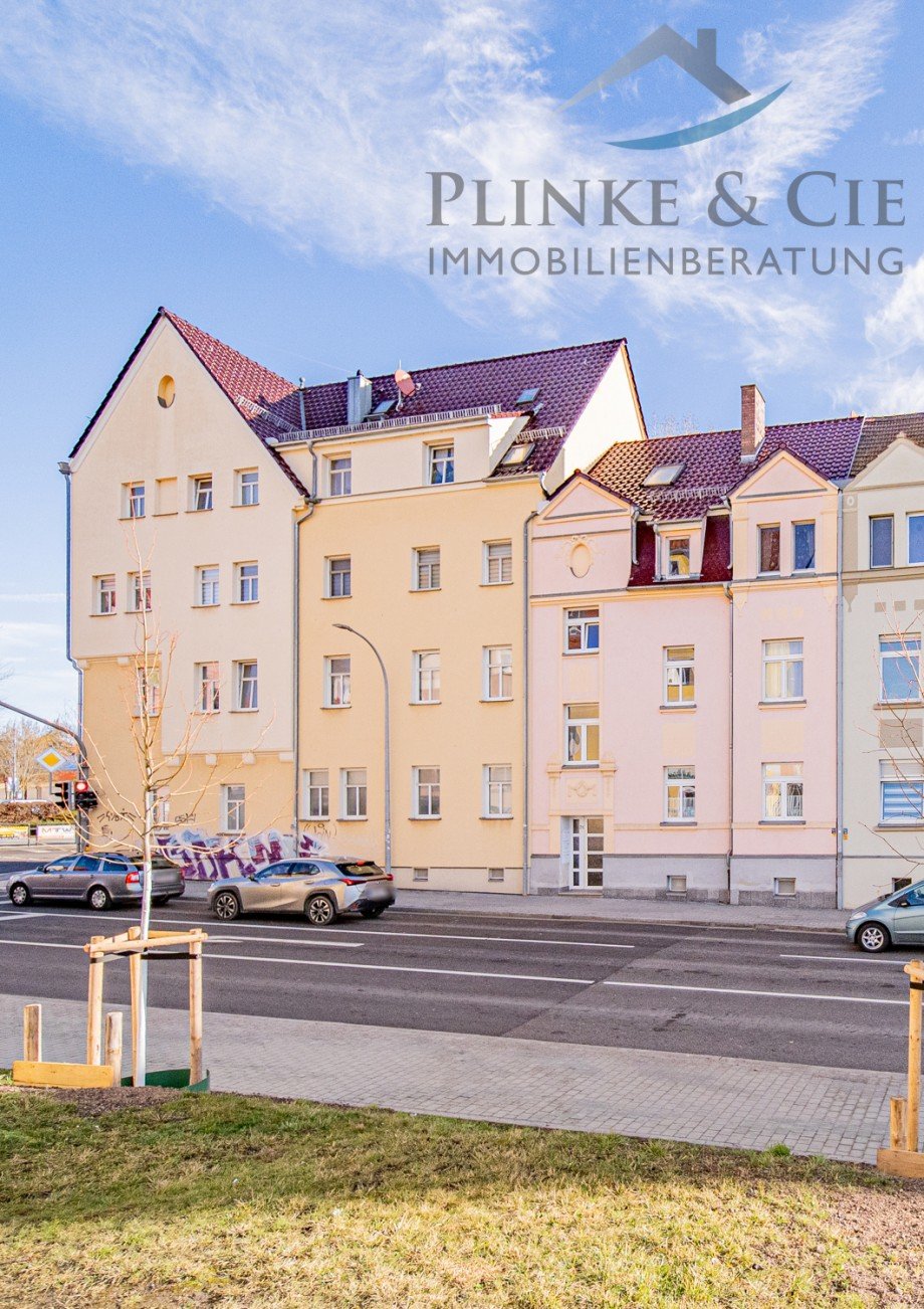 Seitenansicht 26+28 Mehrfamilienhaus Weimar