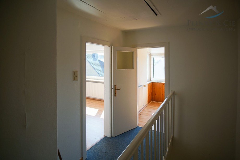 Flur OG Reihenendhaus Sch�nkirchen