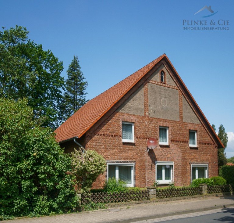 Aussenansicht Wunstorf / Idensen Einfamilienhaus +++ alte Bauernstelle mit Bauplatz +++ | gro�es Grundst�ck |�VERKAUF IM DIGITALEN ANGEBOTSVERFAHREN