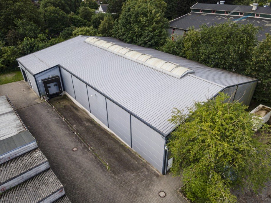 Luftbild Halle Lager Kiel / Friedrichsort