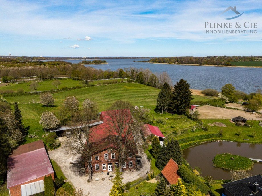 Luftbild Lage am See Resthof Offendorf