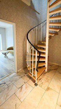 Bild (ec6595848121b1d33c6ea84a9852c4f3): +++WOHNEN IM EHEM.KLOSTER SAN.-TOP 4-R-MAISONETTE-WG IN NEUSS MIT BALKON UND TG+++