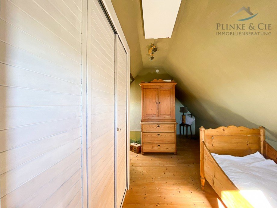 G�stezimmer DG Einfamilienhaus Stoltenberg