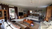 Wohn- & Esszimmer modernisierter Familienbungalow mit gro�em Grundst�ck ||�zwischen NMS und Bad Bramstedt
