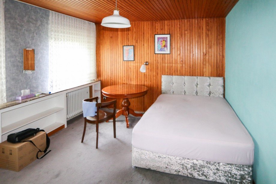 Zimmer 6 1.OG Reihenendhaus Neuss Vogelsang